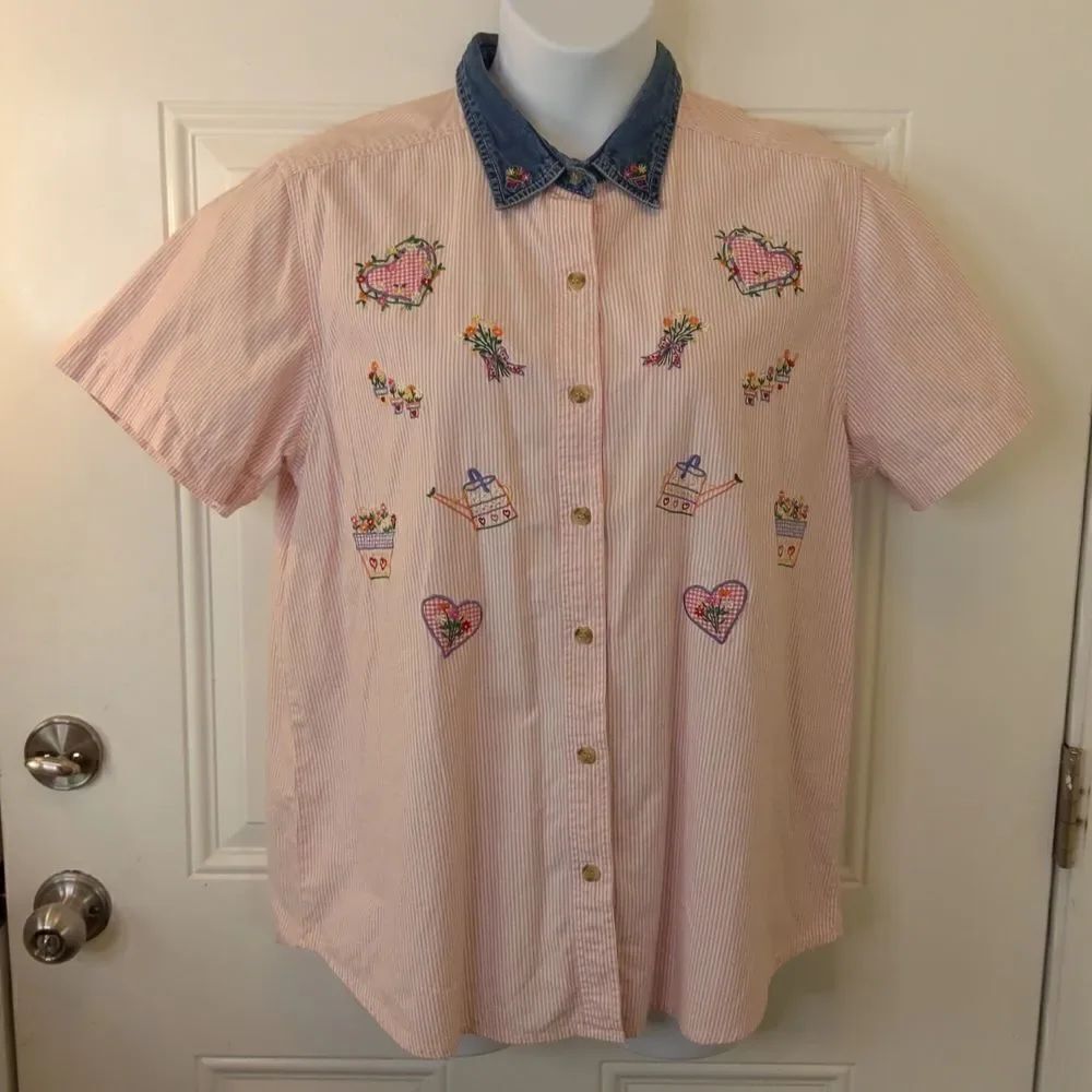 Faded Glory pink and white stripe top with embroidery and denim collar